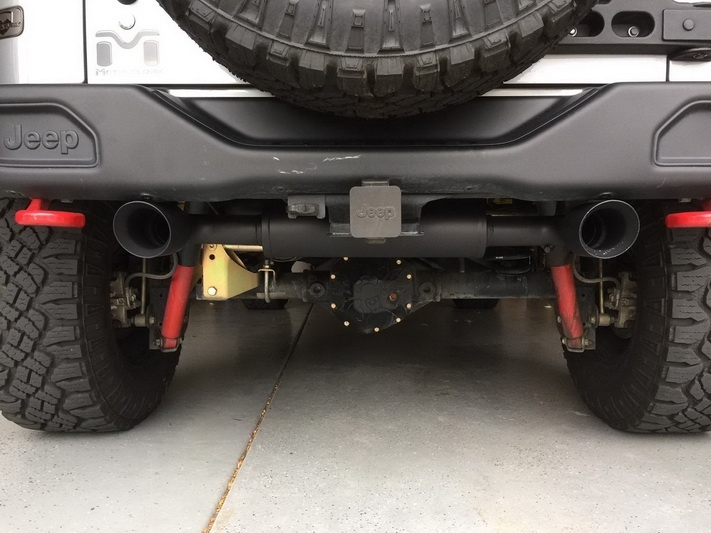 Eindemper JEEP Wrangler / Rubicon JK (2007-2017) Duplex Exhaust Evacuation