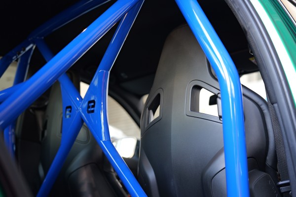 Roll Bar For BMW M3 Series Sedan Exhaust Systems Custom Paint Color