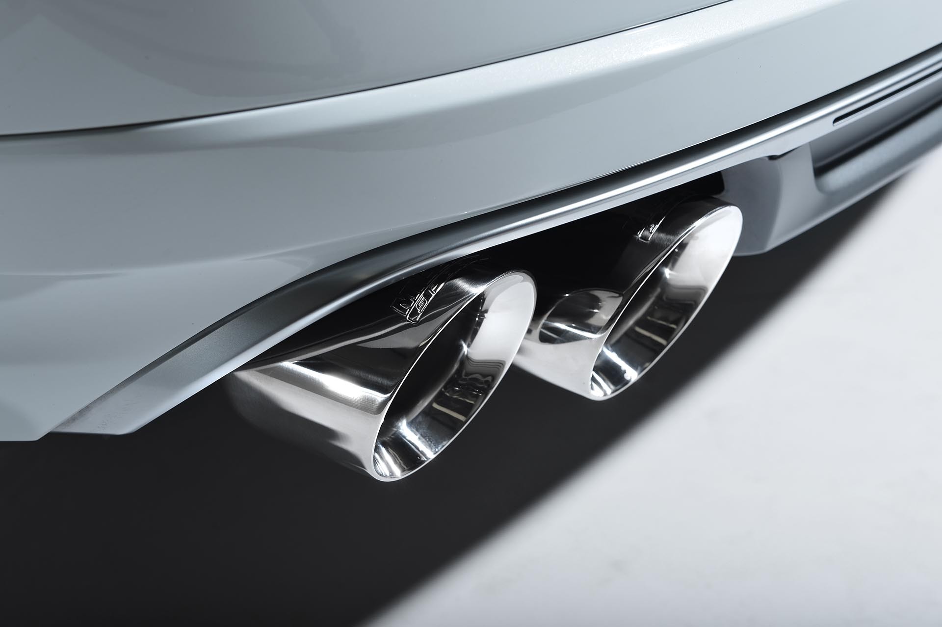 Audi S8 4.0 TFSI Cat-back Milltek Resonated Polished-Tip