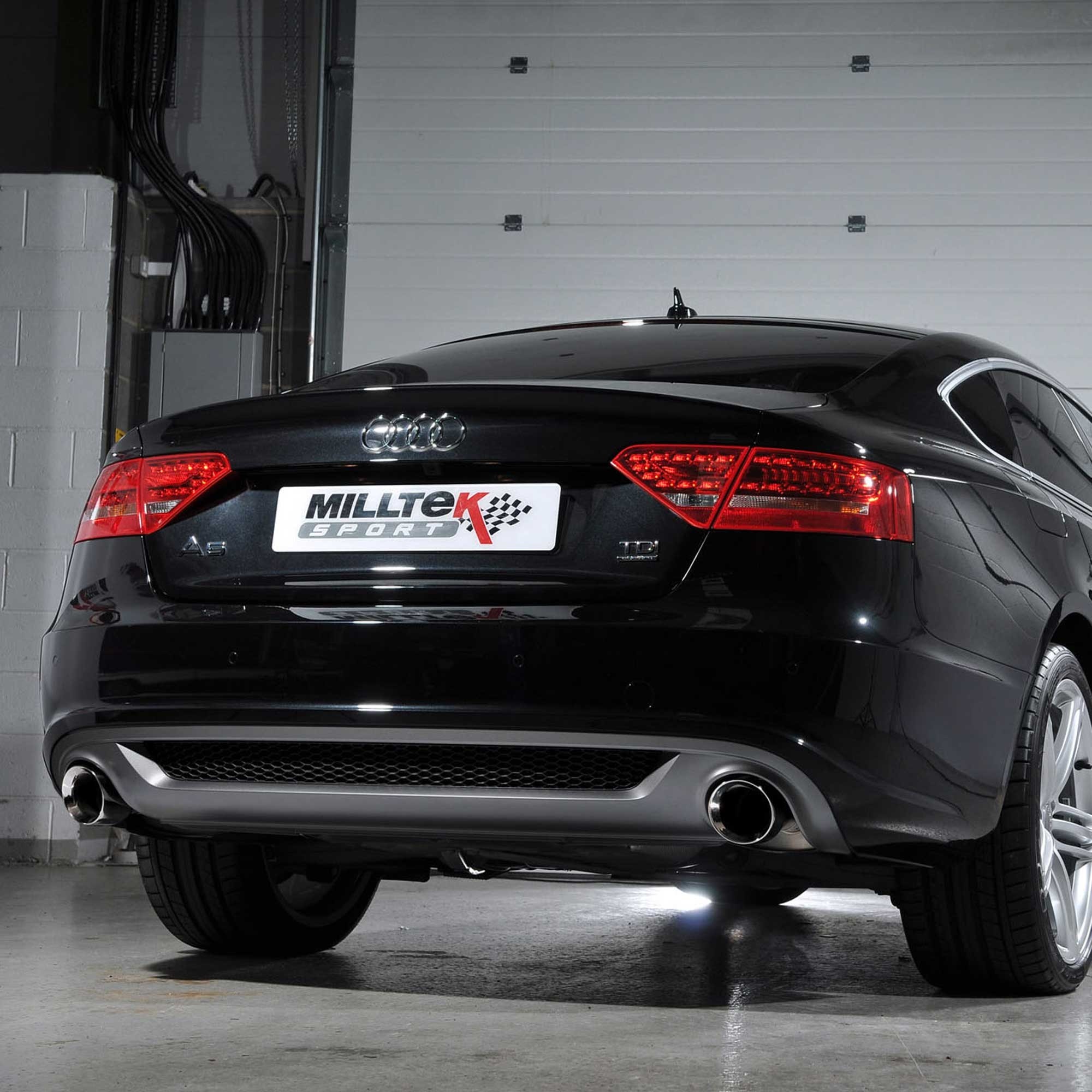 Milltek Audi A5 8T 3.0 TDI cat-back quad systeem met dubbel 80 m