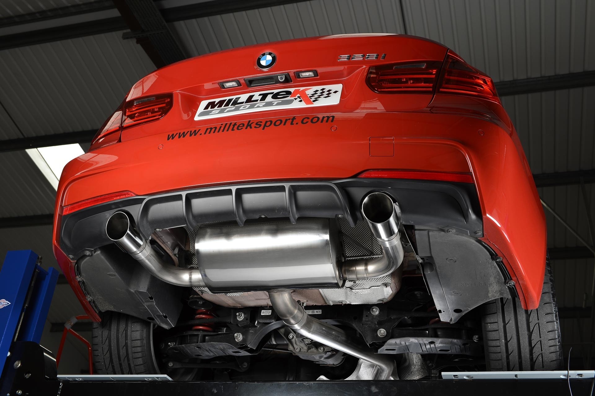 Milltek BMW 3 Series F30 dual cat-back systeem met gepolijste 90