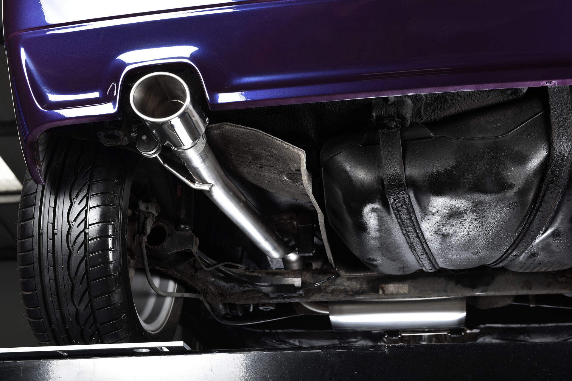 VW Golf Corrado VR6 Cat-back Resonated (louder) Systeem