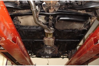 BMW E30 318is Voordemper FOX